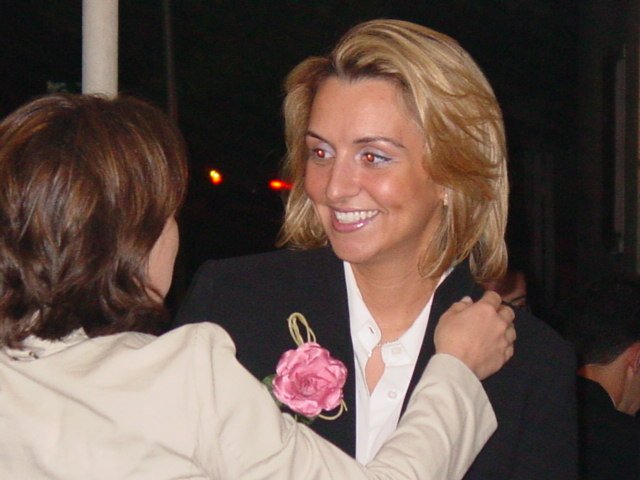 T e Renatinha.JPG, 63614 bytes, 30/10/2004