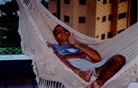Ale.jpg, 35379 bytes, 3/12/2001