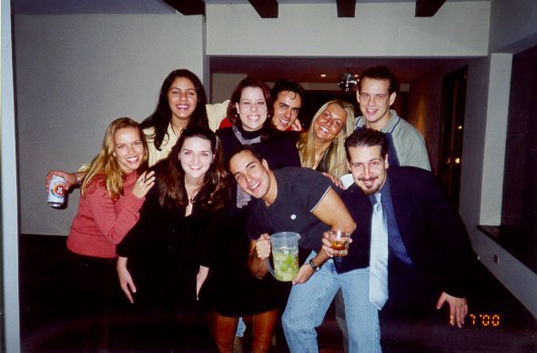 festatom3.jpg, 60532 bytes, 25/04/01