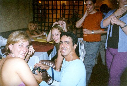 18.jpg, 106673 bytes, 12-12-00