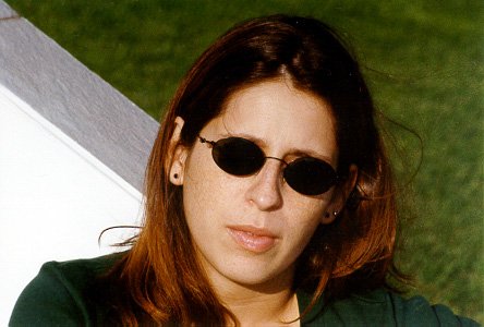 re10.jpg, 70943 bytes, 12-12-00