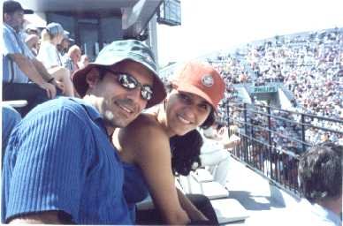 Cris&Gaby-RG.jpg, 16545 bytes, 13/06/01