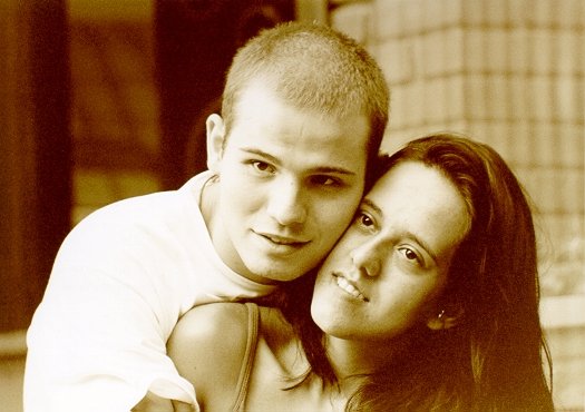 Ale_Ma.JPG, 158691 bytes, 4/25/2001