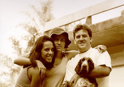 Marques Family.JPG, 151765 bytes, 4/25/2001