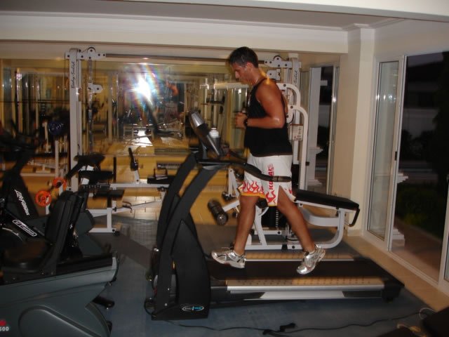 DSC01613_JPG.jpg, 2/14/2005, 56 kB